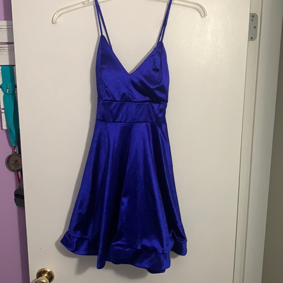 Royal Blue silk-like homecoming dress size 11/12 - Picture 2 of 8